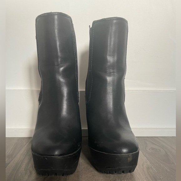 Platform boots - Picture 2 of 8